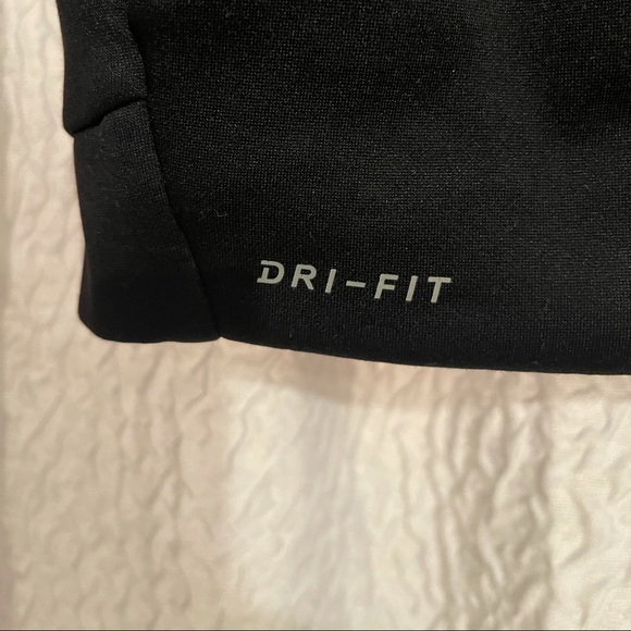 🖤3T Nike Dri-Fit Hoodie - Picture 3 of 5